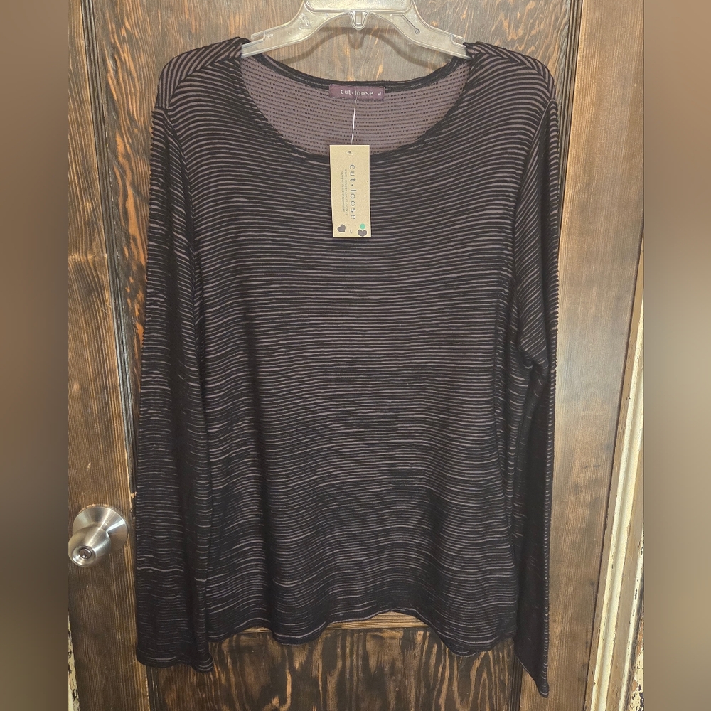 NWT Cut Loose Black and Gray Striped Long Sleeve Top
